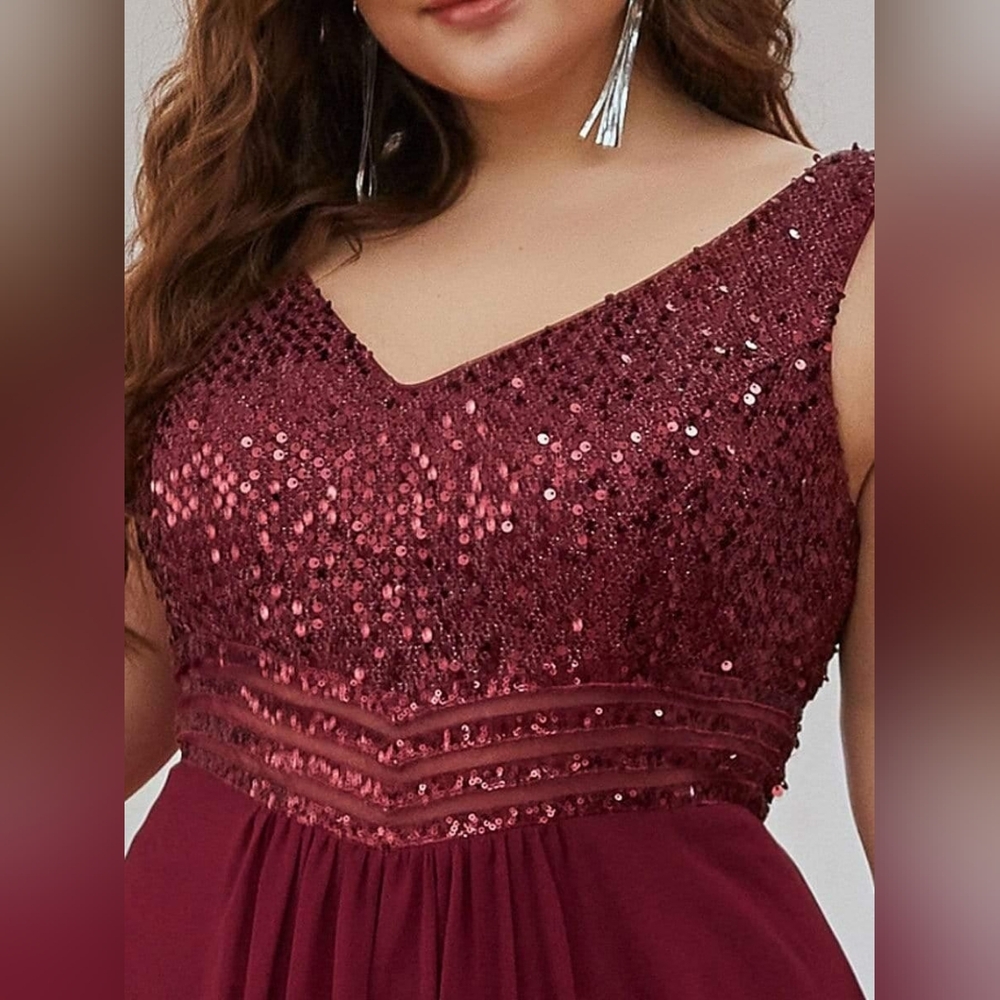 Burgundy Sequin Dress - Picture 4 of 4
